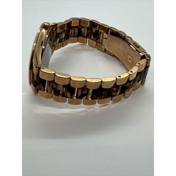 Michael Kors Slim Runway MK4301 Women's Analog Rose Dial Quartz Watch JNA654 - Picture 7 of 11